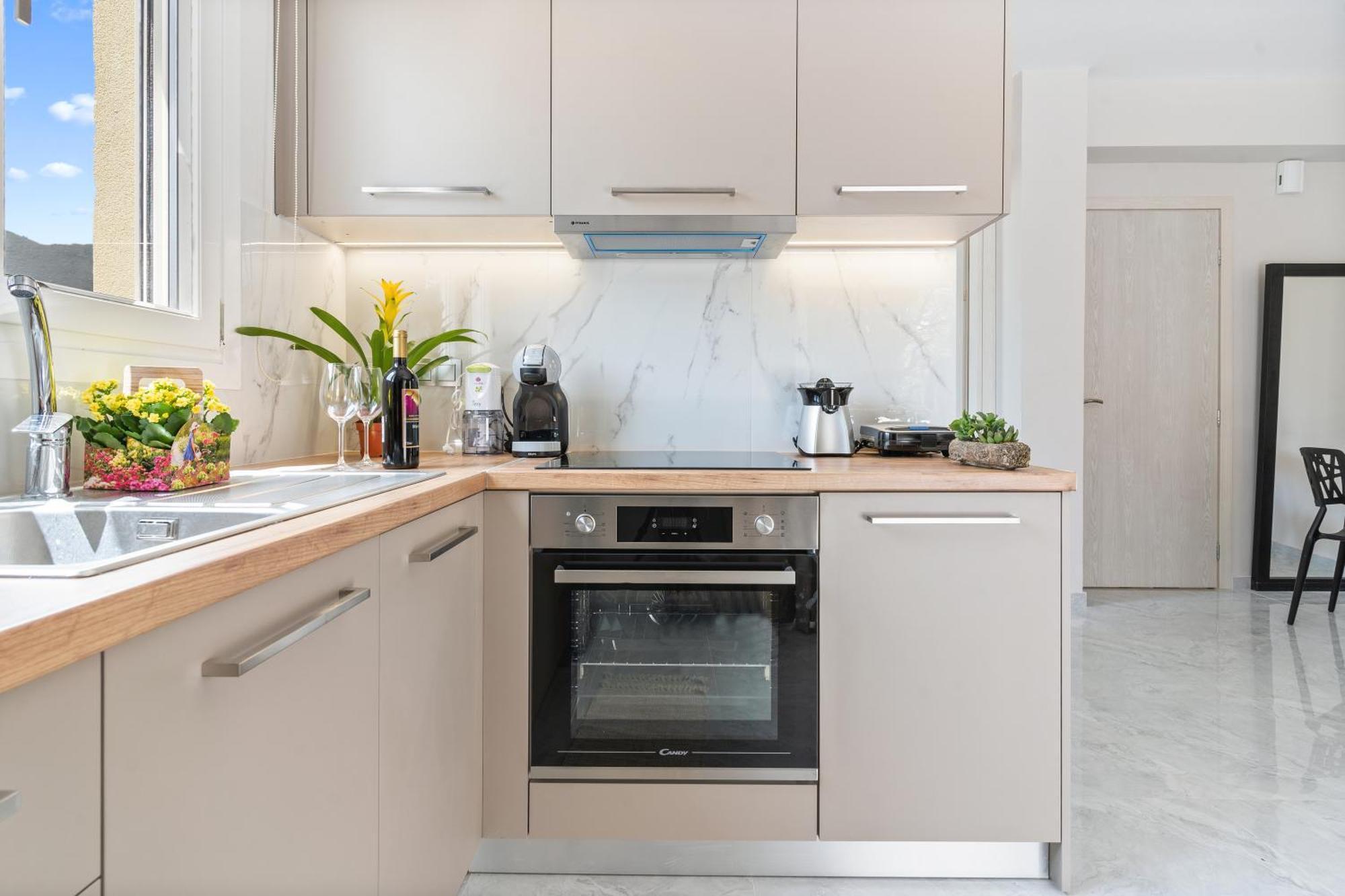 Miralis Apartments 尼基亚娜 外观 照片